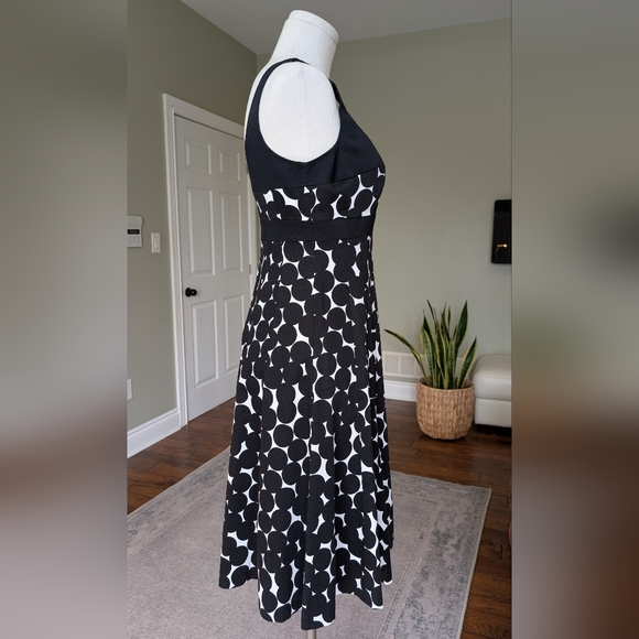 Jones Wear Dress Black White Polka Dot Cotton Blend Fit Flare Size 4 (S) NWT - Picture 3 of 14